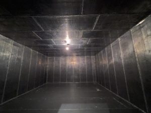 Joseph Beuys: «Hinter dem Knochen wird gezählt - Schmerzraum» (1983). CaixaForum, Barcelona